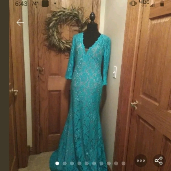 Jovani Formal - Picture 3 of 5